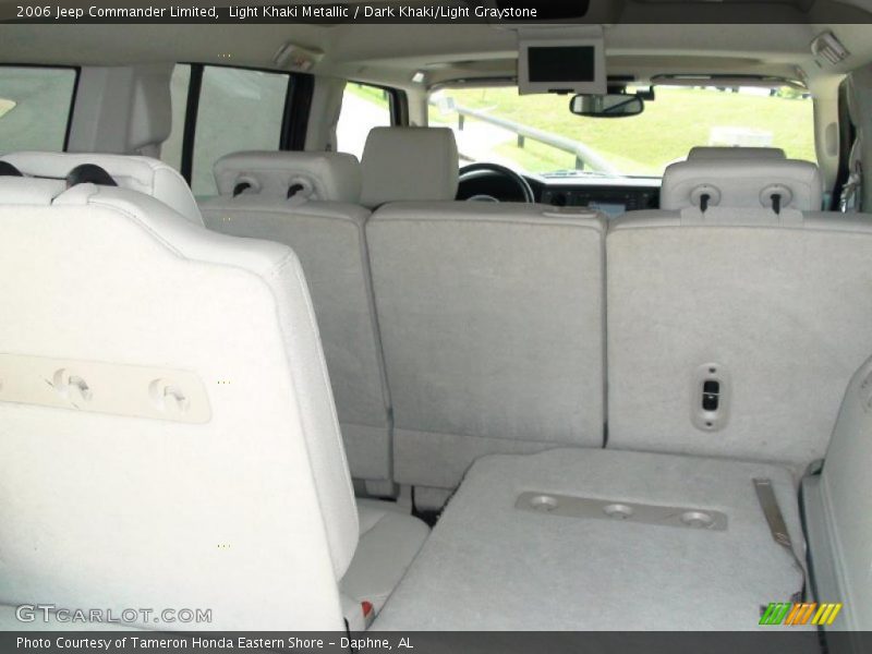 Light Khaki Metallic / Dark Khaki/Light Graystone 2006 Jeep Commander Limited