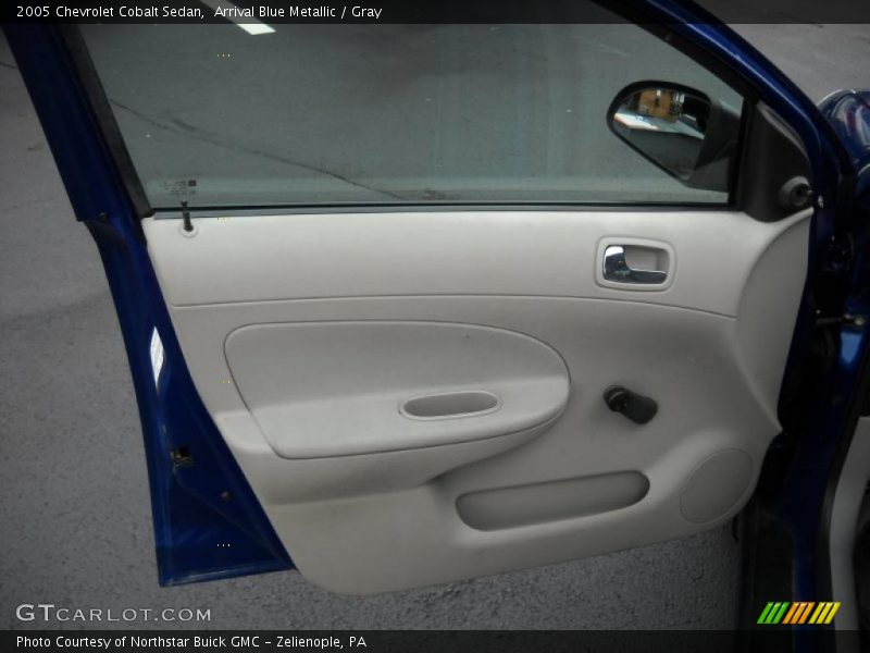 Arrival Blue Metallic / Gray 2005 Chevrolet Cobalt Sedan