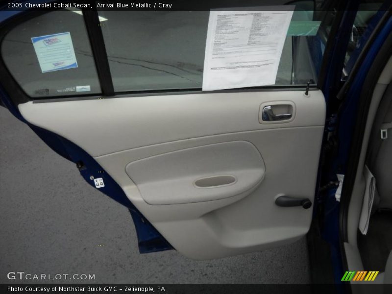 Arrival Blue Metallic / Gray 2005 Chevrolet Cobalt Sedan