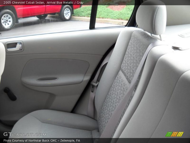 Arrival Blue Metallic / Gray 2005 Chevrolet Cobalt Sedan