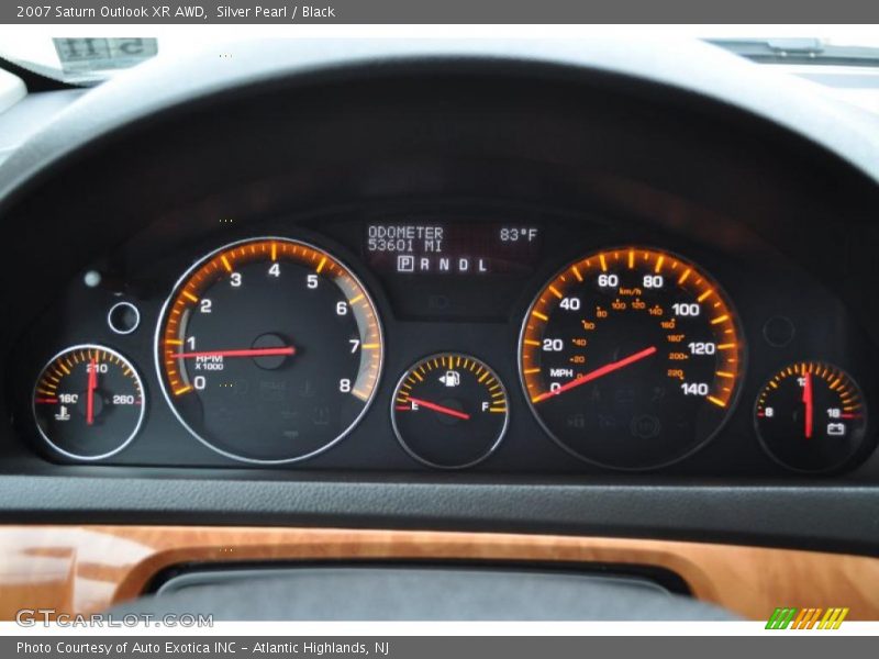Silver Pearl / Black 2007 Saturn Outlook XR AWD