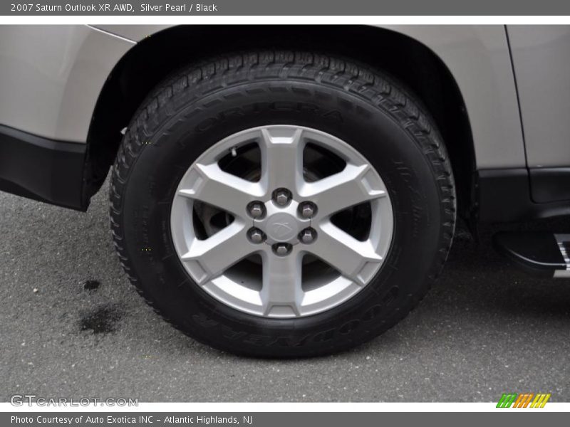 Silver Pearl / Black 2007 Saturn Outlook XR AWD