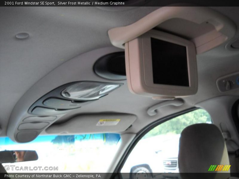 Silver Frost Metallic / Medium Graphite 2001 Ford Windstar SE Sport