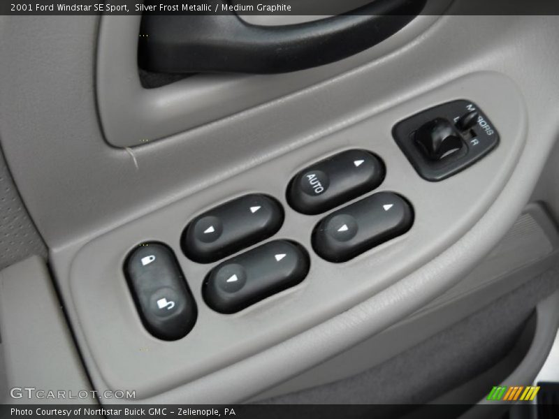 Silver Frost Metallic / Medium Graphite 2001 Ford Windstar SE Sport