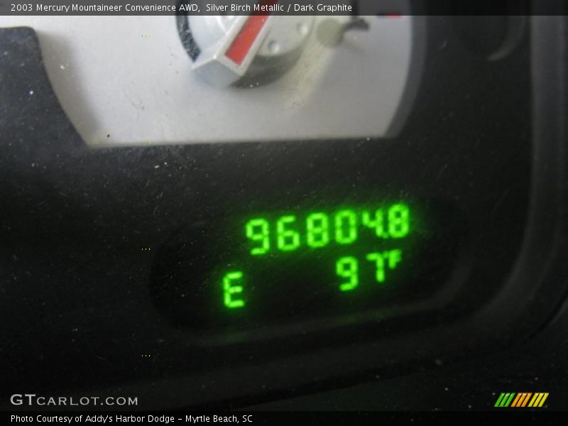 Silver Birch Metallic / Dark Graphite 2003 Mercury Mountaineer Convenience AWD
