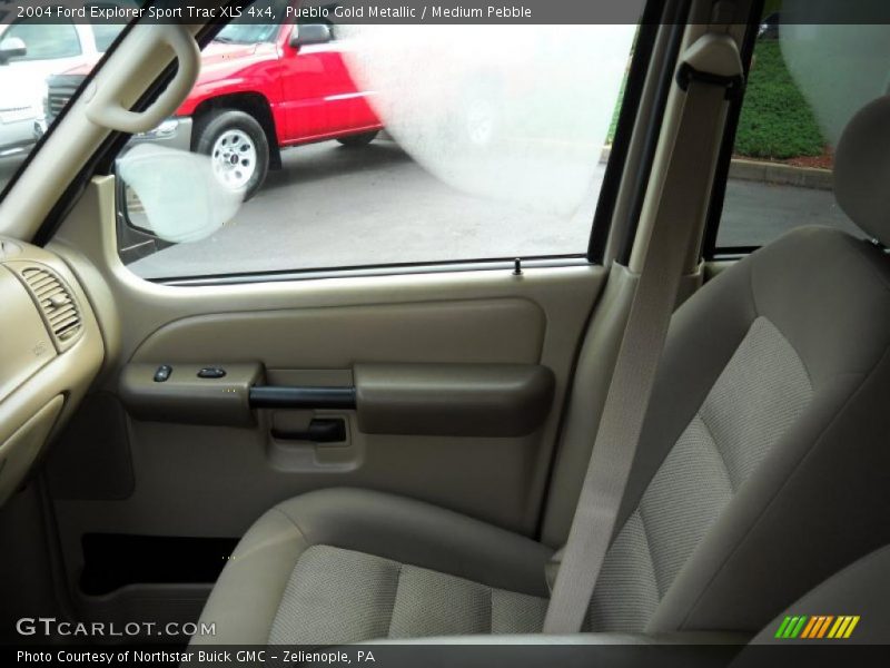 Pueblo Gold Metallic / Medium Pebble 2004 Ford Explorer Sport Trac XLS 4x4