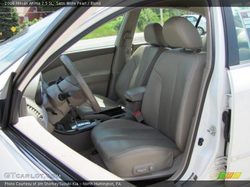 Satin White Pearl / Blond 2006 Nissan Altima 2.5 SL