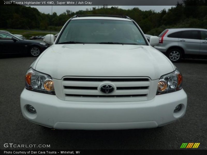 Super White / Ash Gray 2007 Toyota Highlander V6 4WD