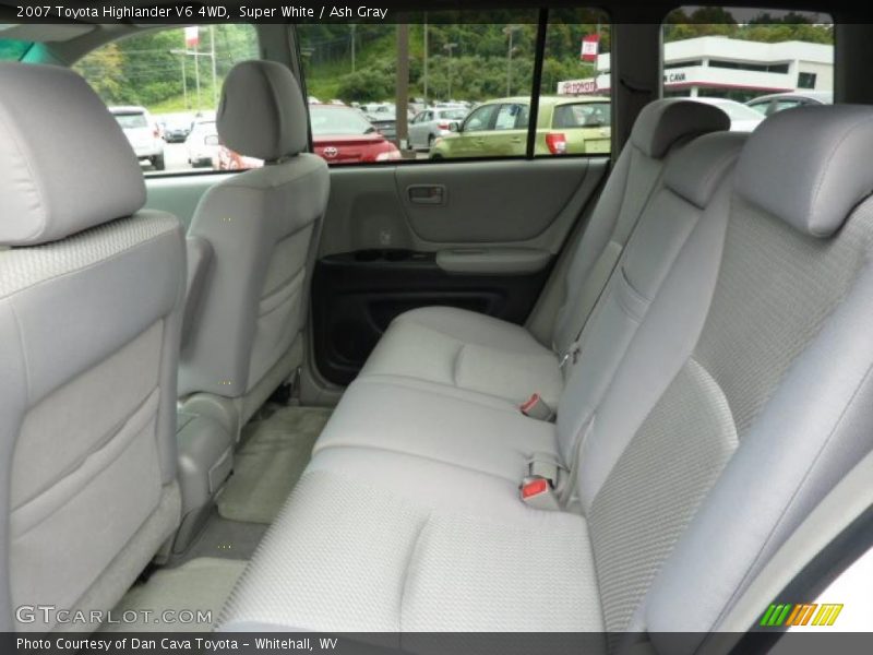 Super White / Ash Gray 2007 Toyota Highlander V6 4WD