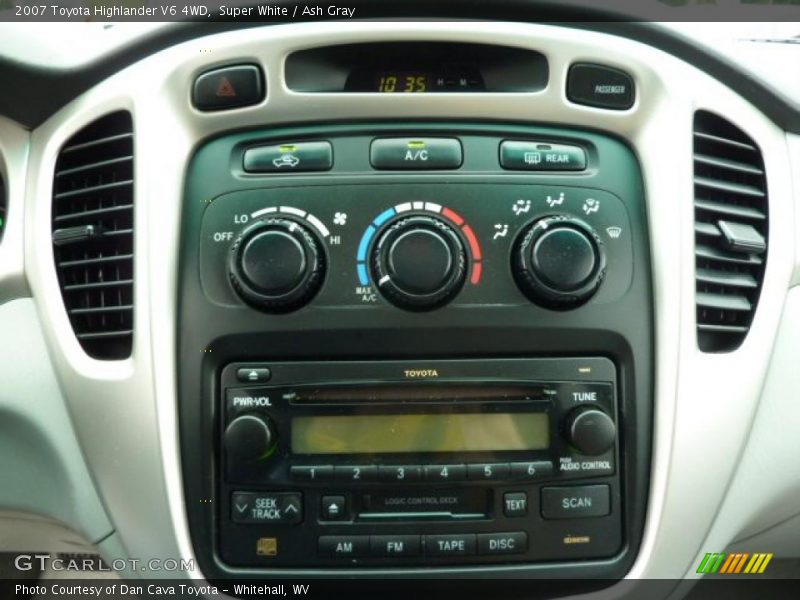 Super White / Ash Gray 2007 Toyota Highlander V6 4WD