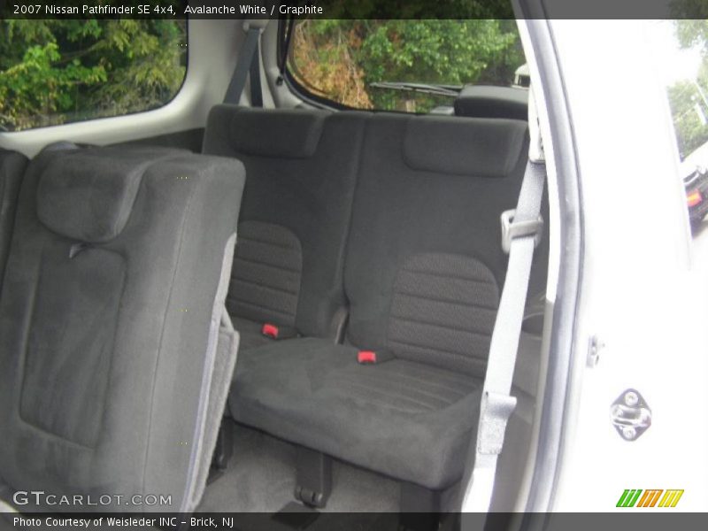 Avalanche White / Graphite 2007 Nissan Pathfinder SE 4x4