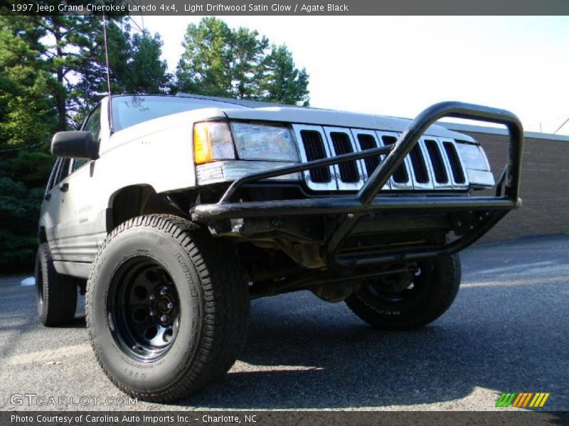 Light Driftwood Satin Glow / Agate Black 1997 Jeep Grand Cherokee Laredo 4x4