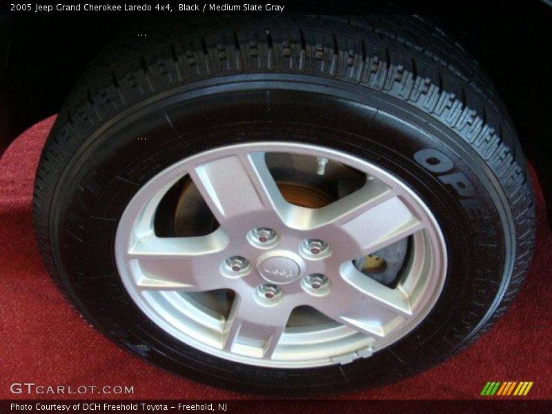 Black / Medium Slate Gray 2005 Jeep Grand Cherokee Laredo 4x4