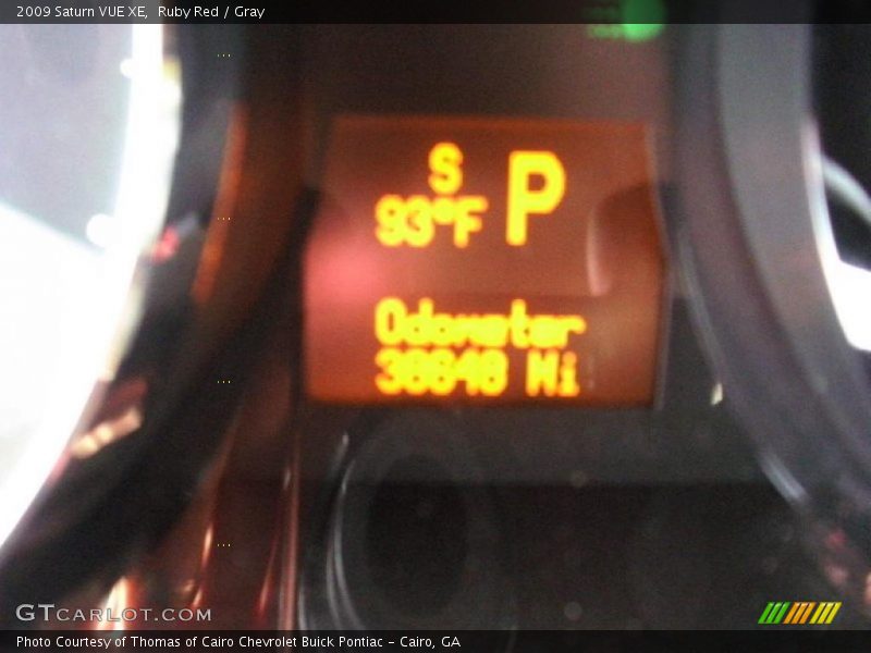 Ruby Red / Gray 2009 Saturn VUE XE