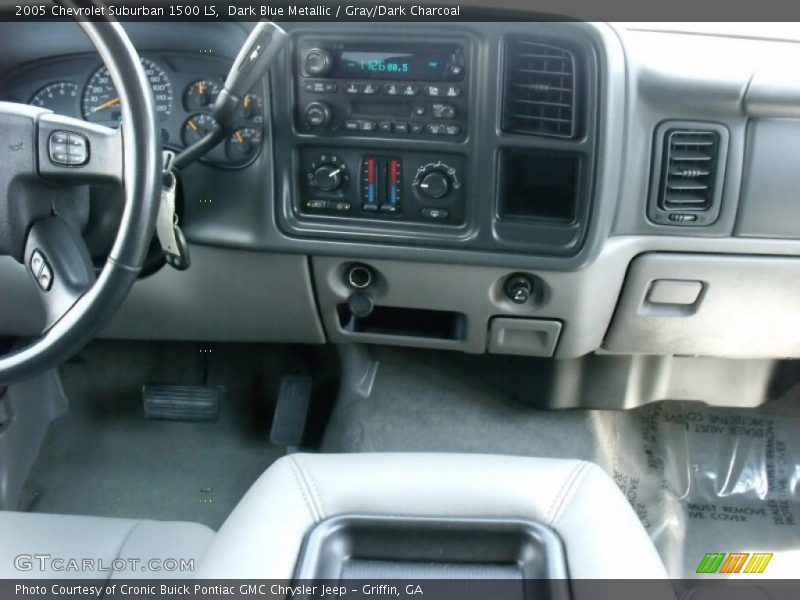 Dark Blue Metallic / Gray/Dark Charcoal 2005 Chevrolet Suburban 1500 LS