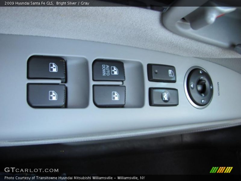 Bright Silver / Gray 2009 Hyundai Santa Fe GLS