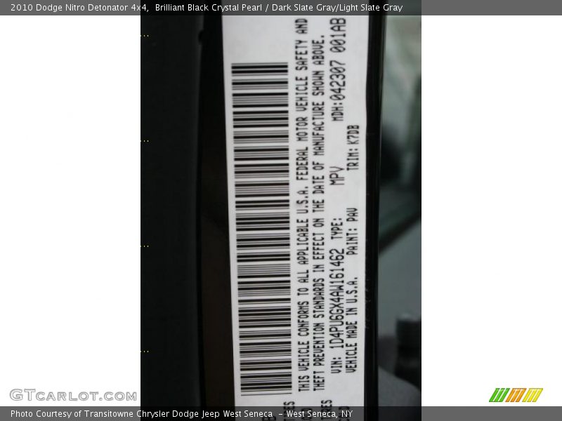 Brilliant Black Crystal Pearl / Dark Slate Gray/Light Slate Gray 2010 Dodge Nitro Detonator 4x4