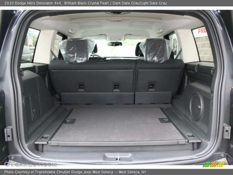 Brilliant Black Crystal Pearl / Dark Slate Gray/Light Slate Gray 2010 Dodge Nitro Detonator 4x4