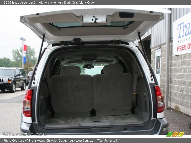 Arctic White / Dark Gray/Light Gray 2006 Isuzu Ascender S 4x4