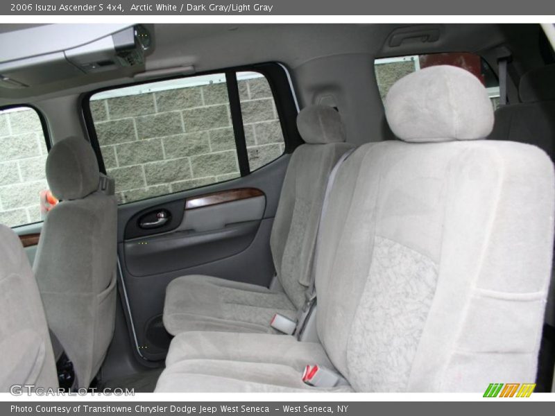 Arctic White / Dark Gray/Light Gray 2006 Isuzu Ascender S 4x4