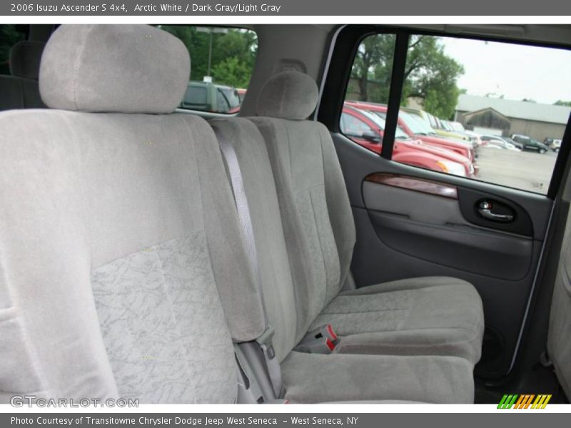Arctic White / Dark Gray/Light Gray 2006 Isuzu Ascender S 4x4