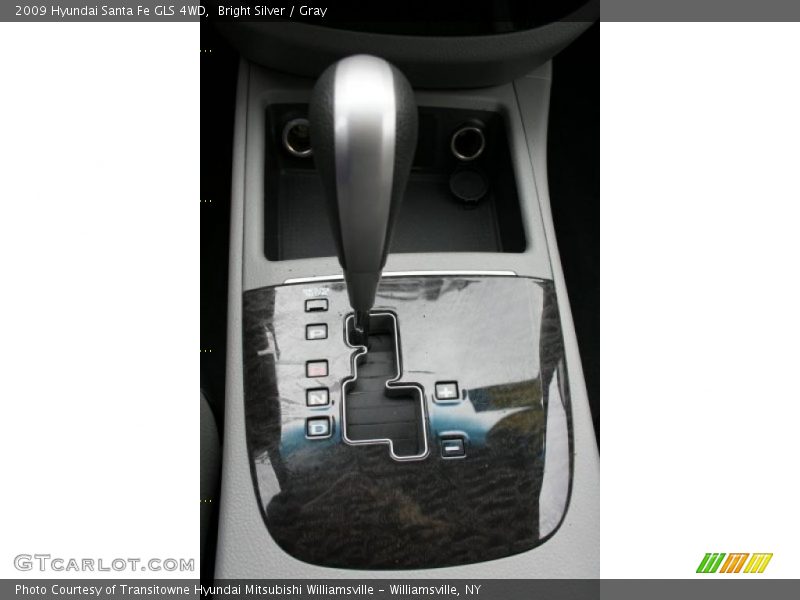 Bright Silver / Gray 2009 Hyundai Santa Fe GLS 4WD