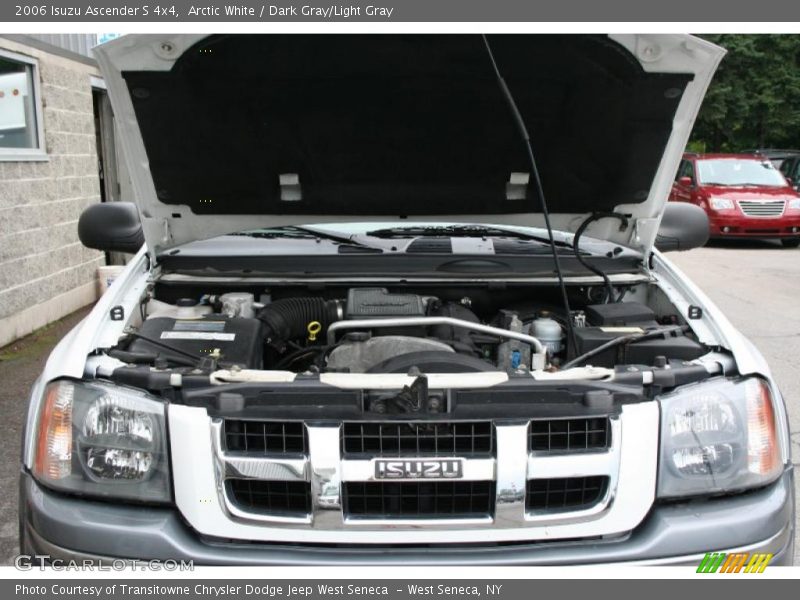 Arctic White / Dark Gray/Light Gray 2006 Isuzu Ascender S 4x4