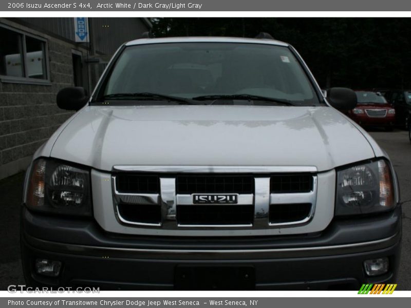 Arctic White / Dark Gray/Light Gray 2006 Isuzu Ascender S 4x4