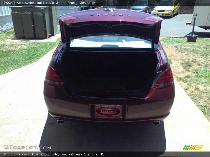 Cassis Red Pearl / Ivory Beige 2008 Toyota Avalon Limited