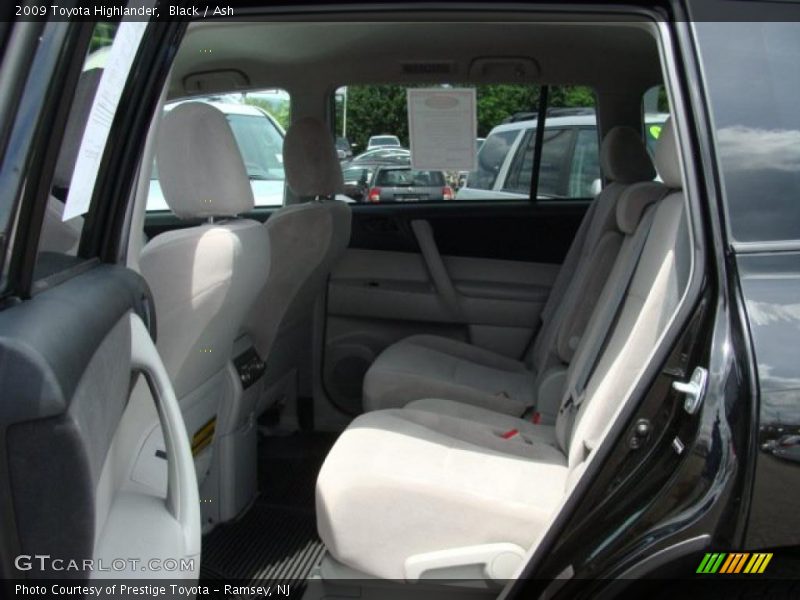 Black / Ash 2009 Toyota Highlander
