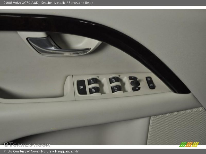 Seashell Metallic / Sandstone Beige 2008 Volvo XC70 AWD