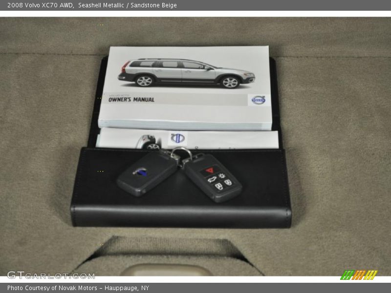 Seashell Metallic / Sandstone Beige 2008 Volvo XC70 AWD