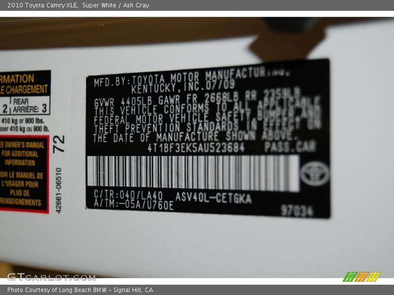 Super White / Ash Gray 2010 Toyota Camry XLE