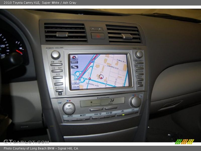 Super White / Ash Gray 2010 Toyota Camry XLE