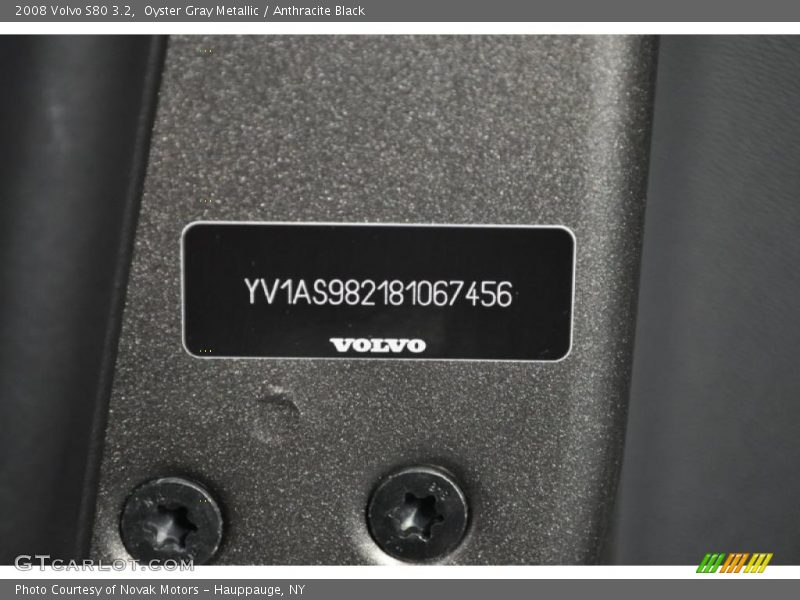 Oyster Gray Metallic / Anthracite Black 2008 Volvo S80 3.2