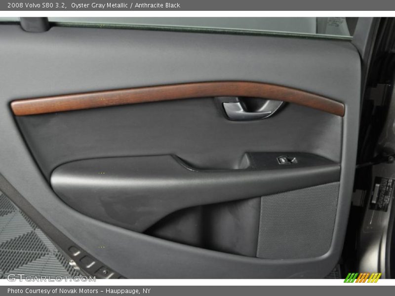 Oyster Gray Metallic / Anthracite Black 2008 Volvo S80 3.2