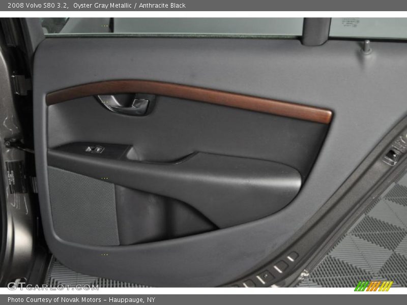 Oyster Gray Metallic / Anthracite Black 2008 Volvo S80 3.2