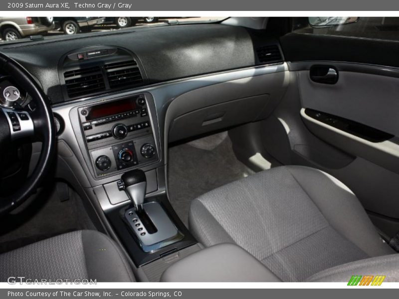 Techno Gray / Gray 2009 Saturn Aura XE