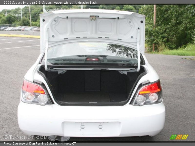 Aspen White / Anthracite Black 2006 Subaru Impreza 2.5i Sedan