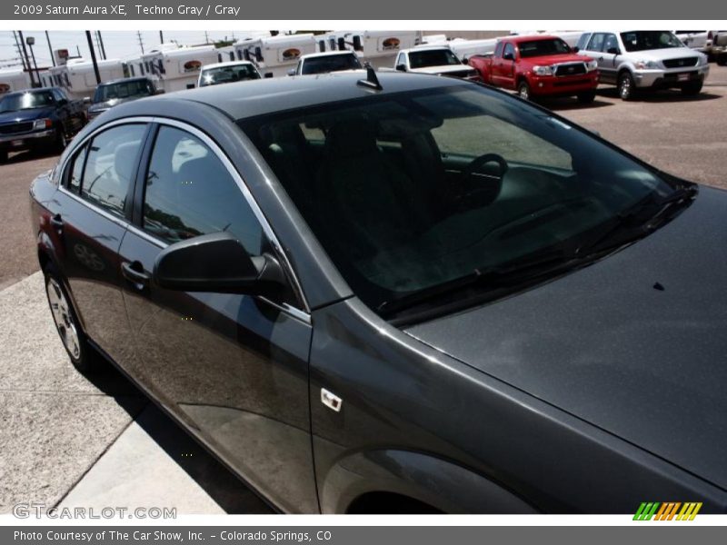 Techno Gray / Gray 2009 Saturn Aura XE