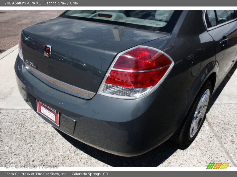 Techno Gray / Gray 2009 Saturn Aura XE