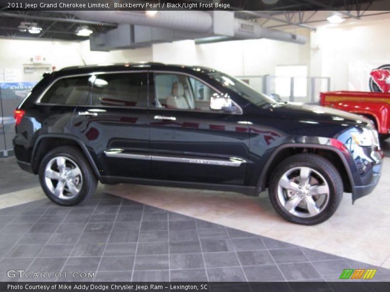 Blackberry Pearl / Black/Light Frost Beige 2011 Jeep Grand Cherokee Limited