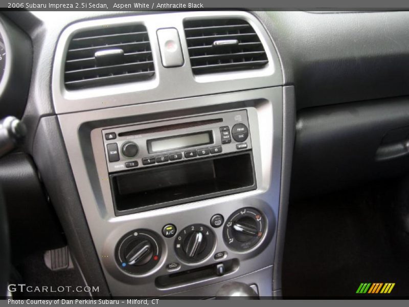 Aspen White / Anthracite Black 2006 Subaru Impreza 2.5i Sedan