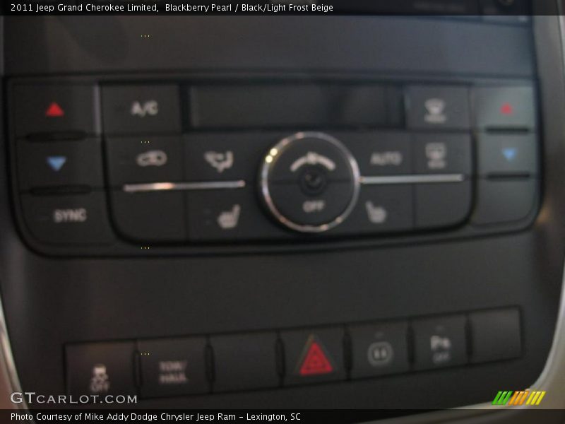 Blackberry Pearl / Black/Light Frost Beige 2011 Jeep Grand Cherokee Limited