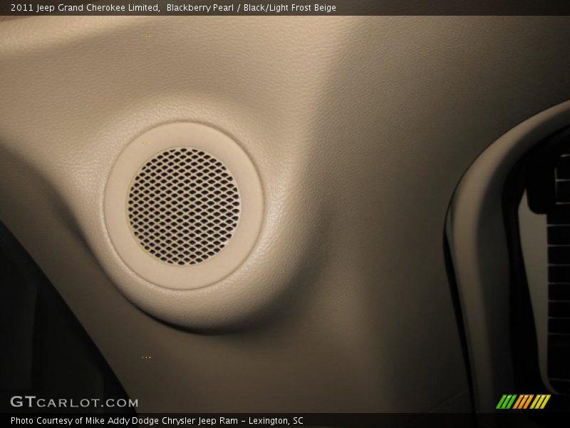 Blackberry Pearl / Black/Light Frost Beige 2011 Jeep Grand Cherokee Limited