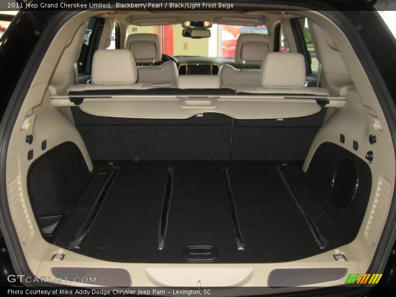 Blackberry Pearl / Black/Light Frost Beige 2011 Jeep Grand Cherokee Limited