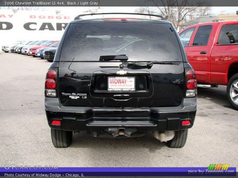Black / Light Gray 2006 Chevrolet TrailBlazer LS 4x4