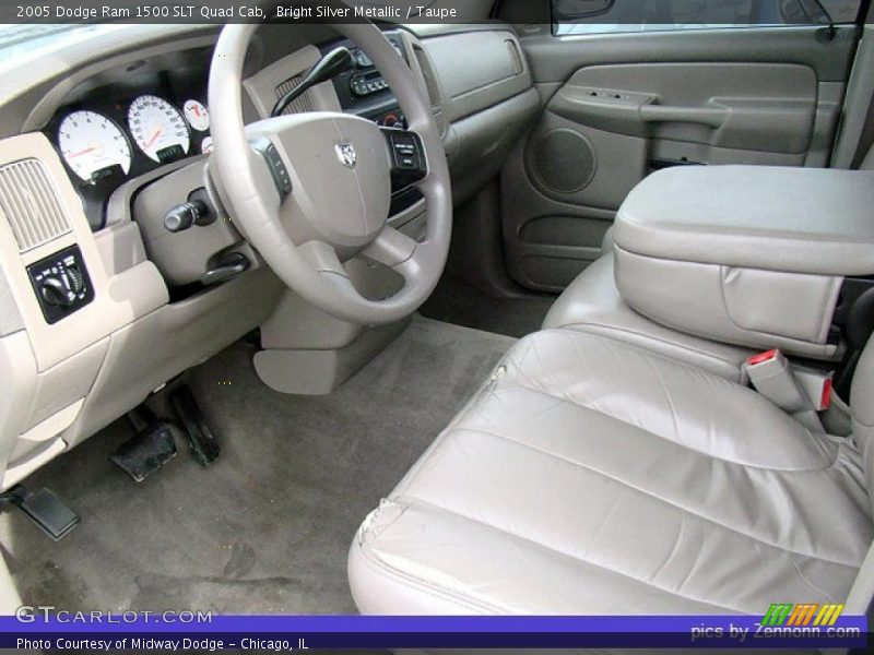 Bright Silver Metallic / Taupe 2005 Dodge Ram 1500 SLT Quad Cab