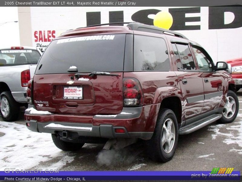 Majestic Red Metallic / Light Gray 2005 Chevrolet TrailBlazer EXT LT 4x4