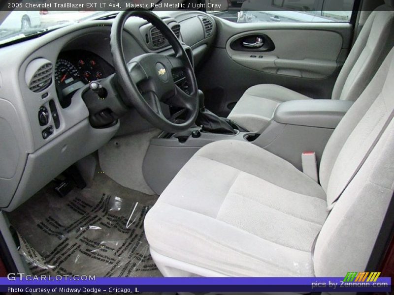 Majestic Red Metallic / Light Gray 2005 Chevrolet TrailBlazer EXT LT 4x4